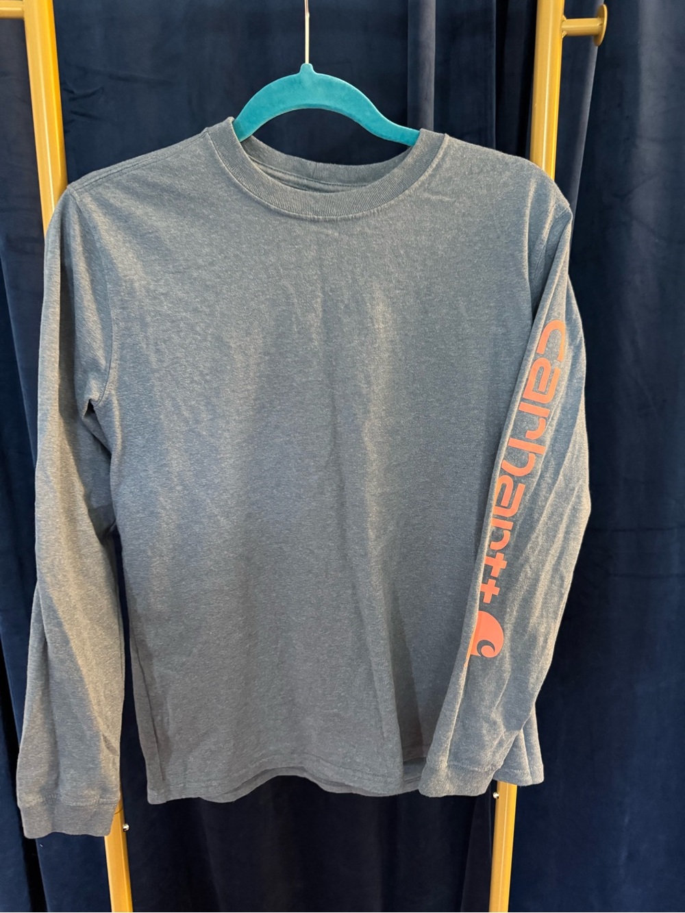 Carhartt Women’s Long-Sleeve Logo Tee in Heather Blue with Pink Writing S
